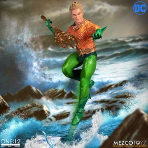 DC Mezco Toyz Aquaman (DC Comics)
