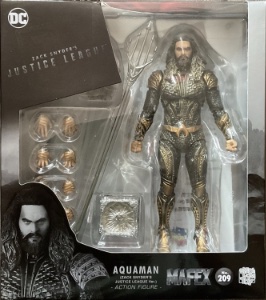DC Mafex DC Comics Aquaman (Zack Snyder's Justice League Version)