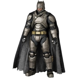 DC Mafex DC Comics Armored Batman (Dawn of Justice - v1.5)