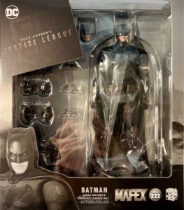 DC Mafex DC Comics Batman (Zack Snyder's Justice League Version)