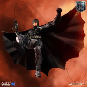 DC Mezco Toyz Tactical Suit Batman (Justice League)