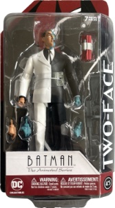 DC DC Collectibles Batman: The Animated Series Two-Face (Batman: The Animated Series)