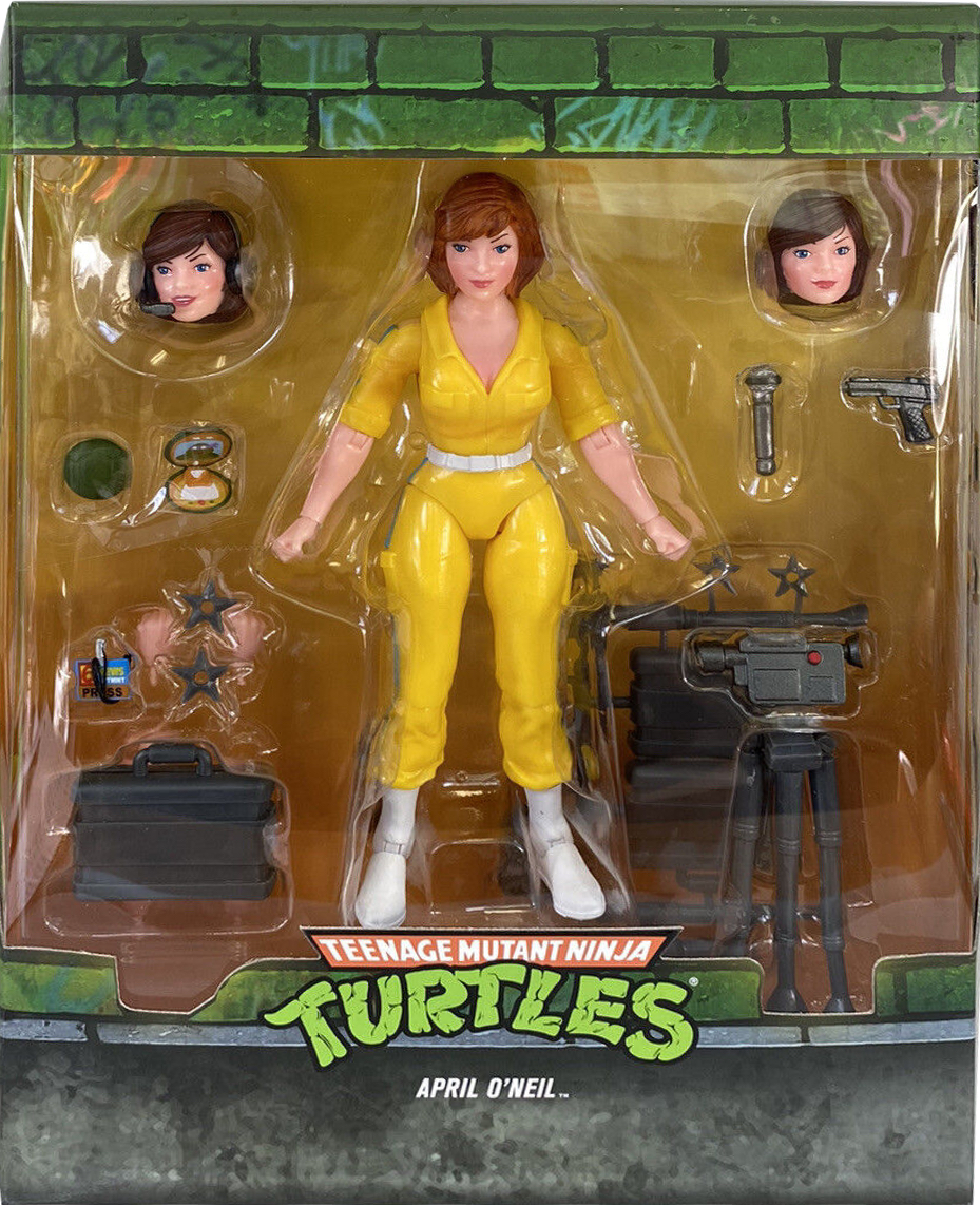 Teenage Mutant Ninja Turtles Super7 April O'Neil (Ultimates)